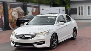 Honda Accord Touring V6 4dr Sedan FWD (3.5L 6cyl 6A) 2017 White