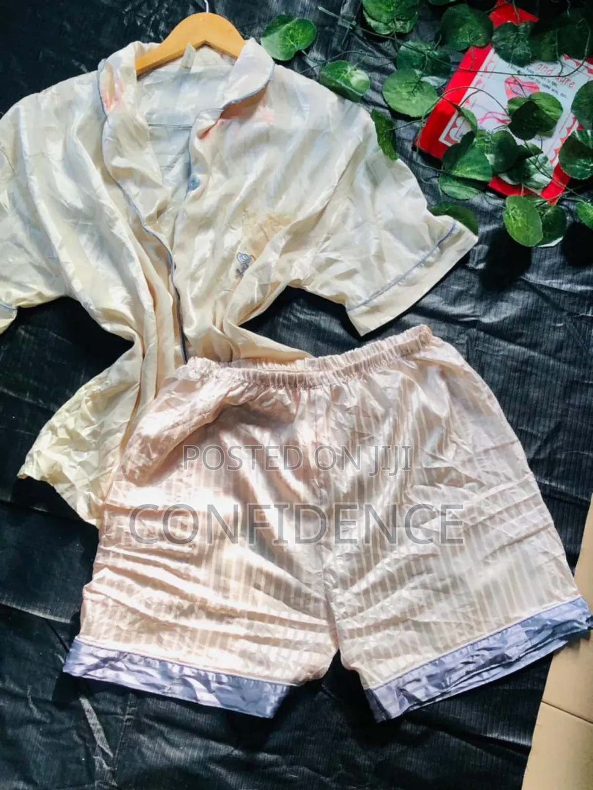Thrift Wears