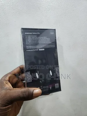 New Samsung Galaxy S10e 128 GB Black