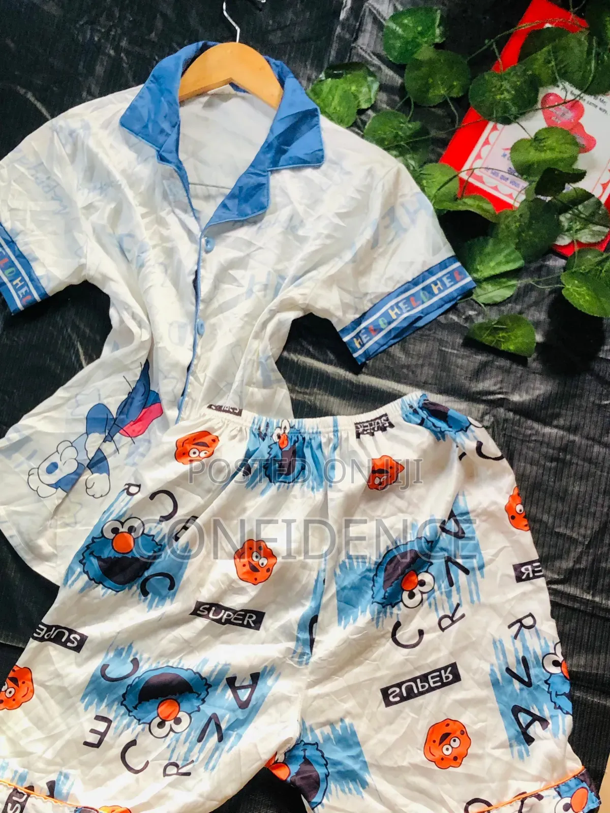Thrift Wears