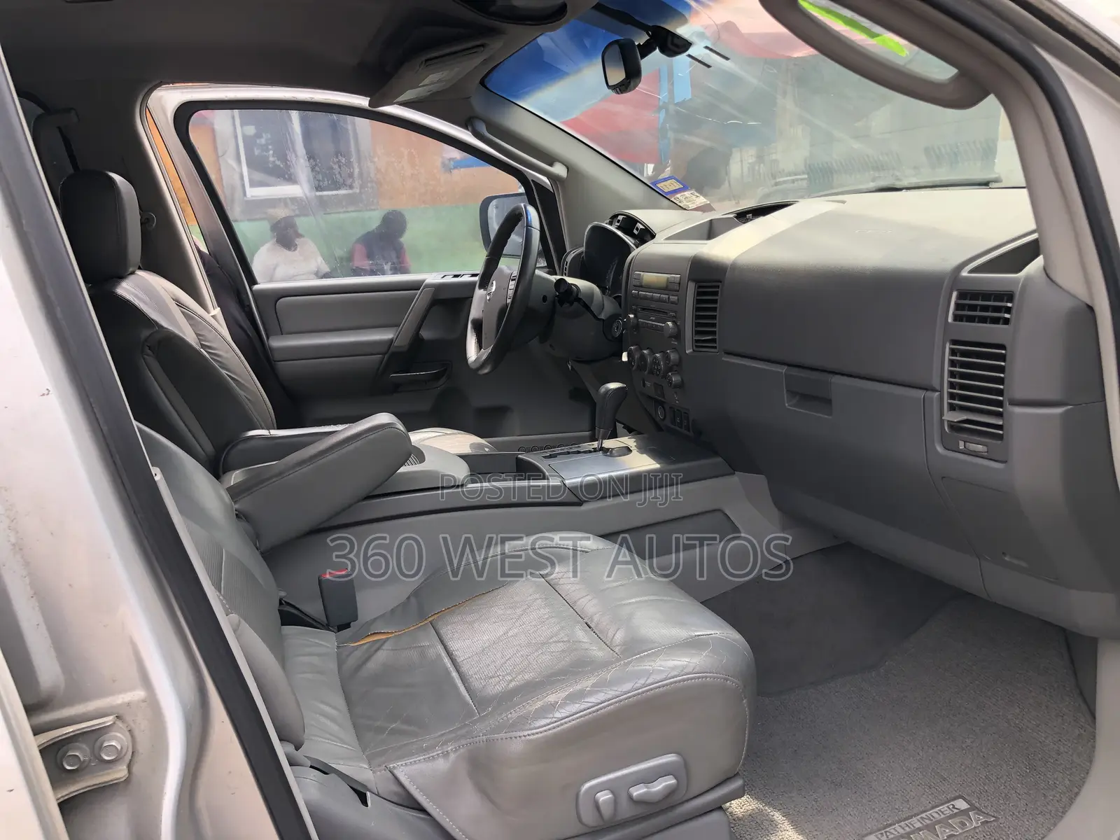Nissan Armada SE 2004 Silver