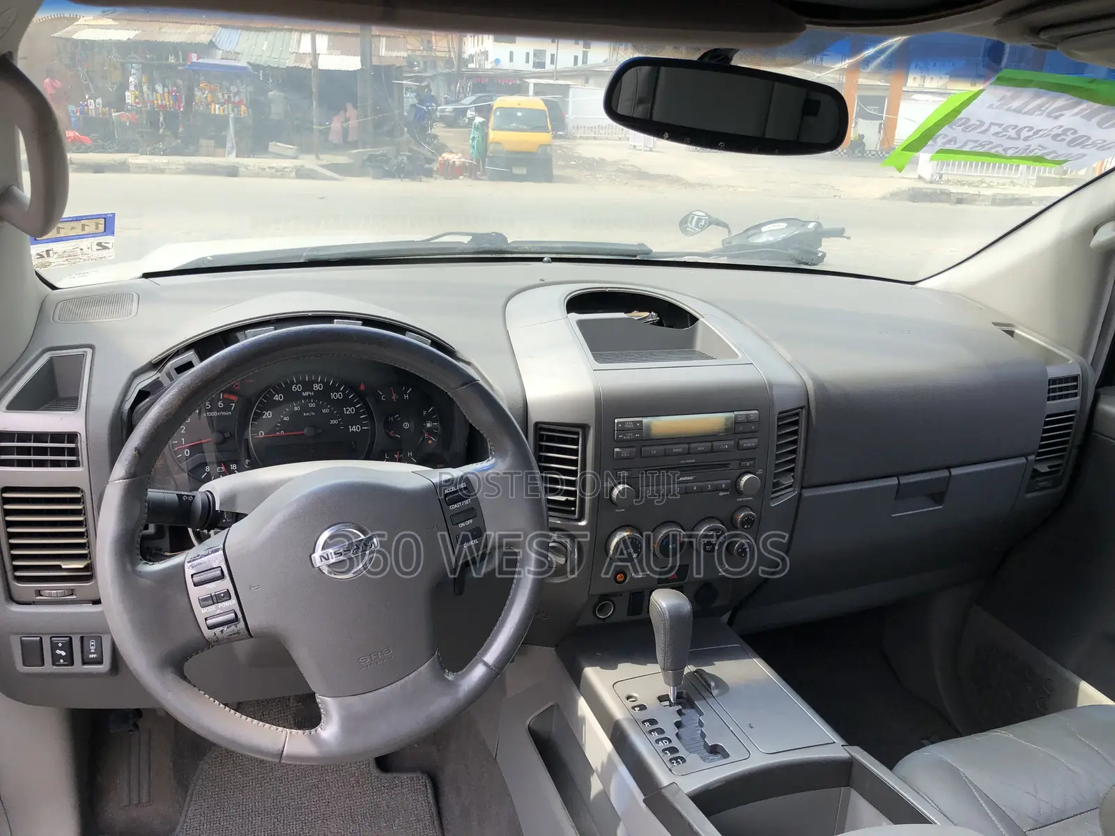 Nissan Armada SE 2004 Silver