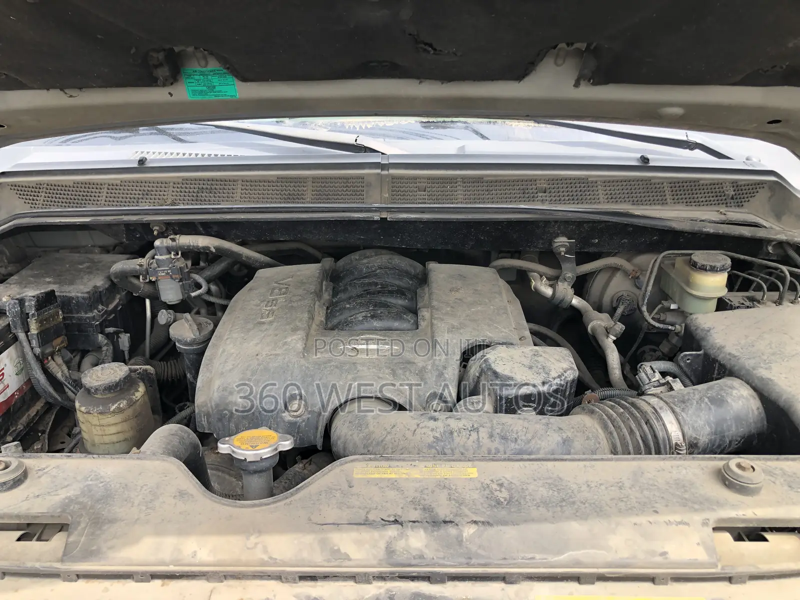 Nissan Armada SE 2004 Silver