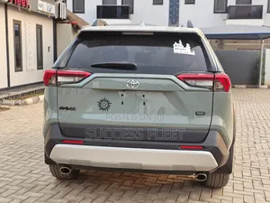 Toyota RAV4 Adventure 2019 Pearl