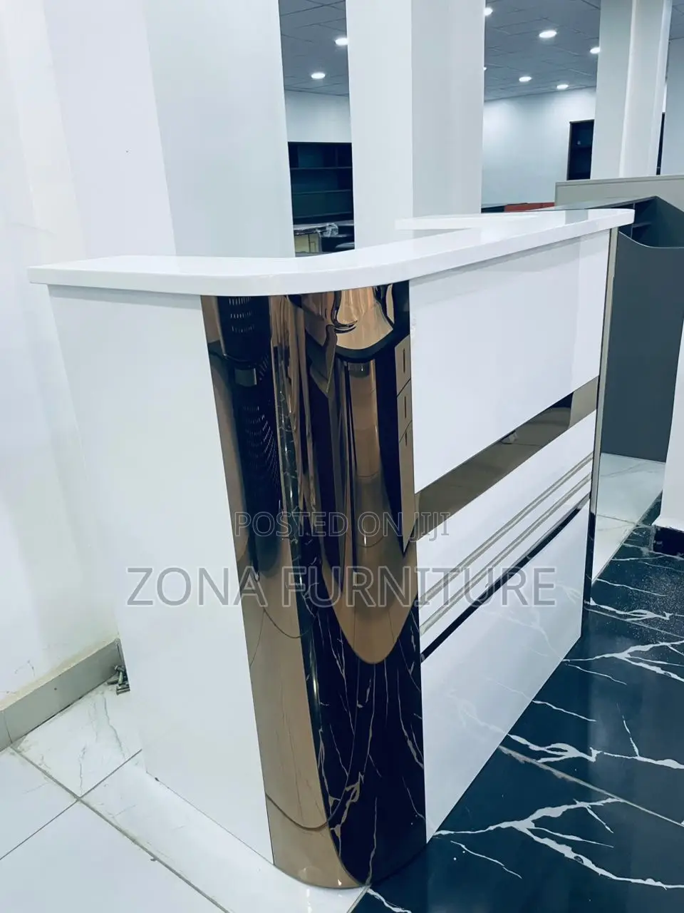 New Model Imported Executive Reception Office Table