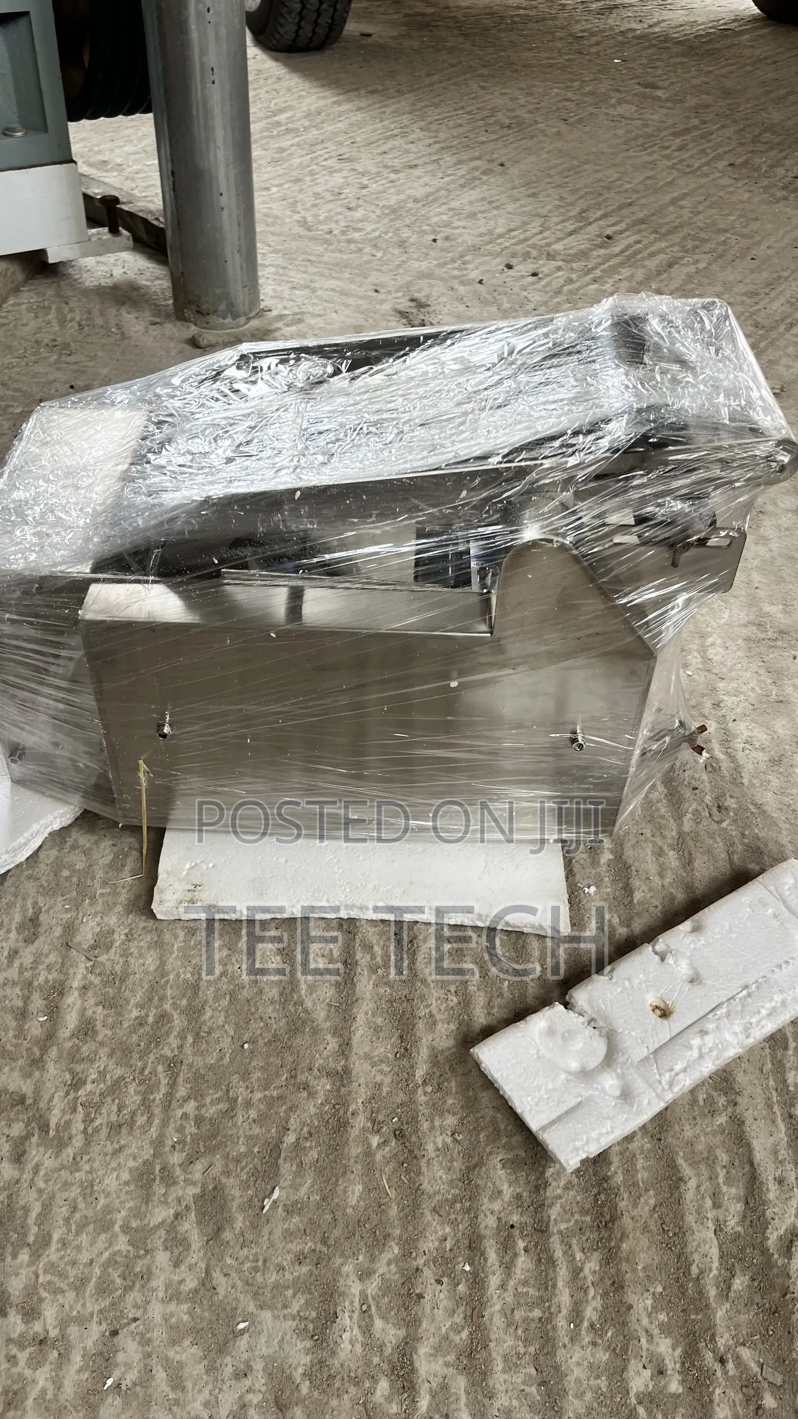 Labeling Machine
