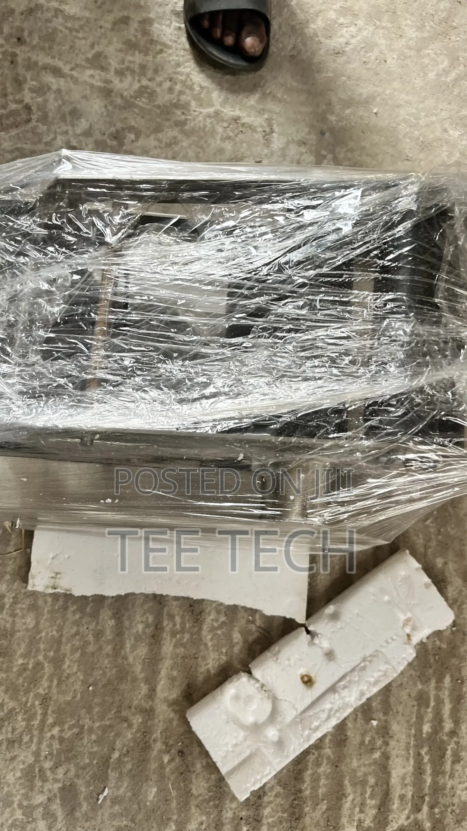 Labeling Machine