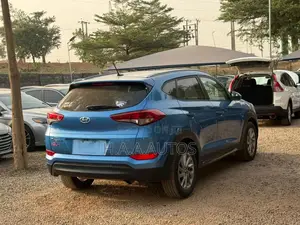 Hyundai Tucson 2016 Blue