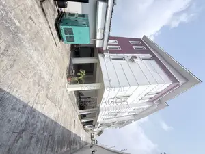 Furnished 2bdrm Block of Flats in Lekki Phase 1 for sale
