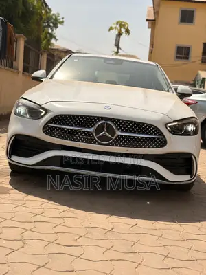 Mercedes-Benz C300 2023 White