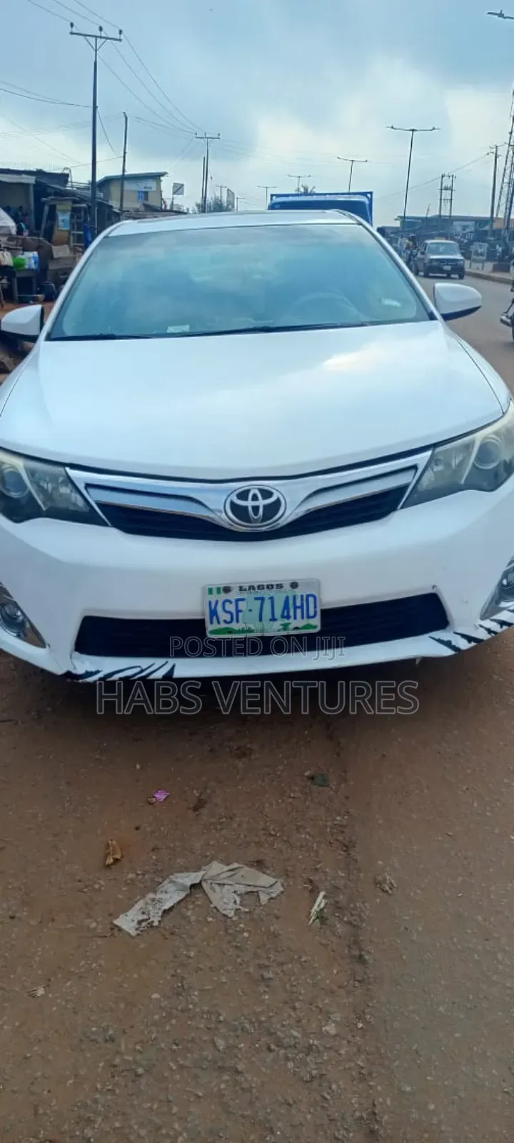 2012 Toyota Camry SE 4dr Sedan (2.5L 4cyl 6A) - Image 1