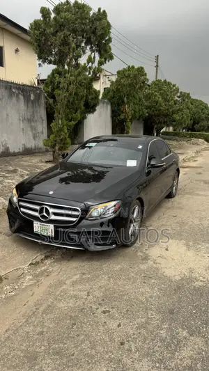 Mercedes-Benz E300 4Matic AWD Sedan (2.0L 4cyl 9A) 2017 Black