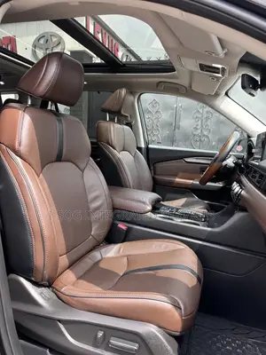 Honda Pilot Touring AWD 2023 Black