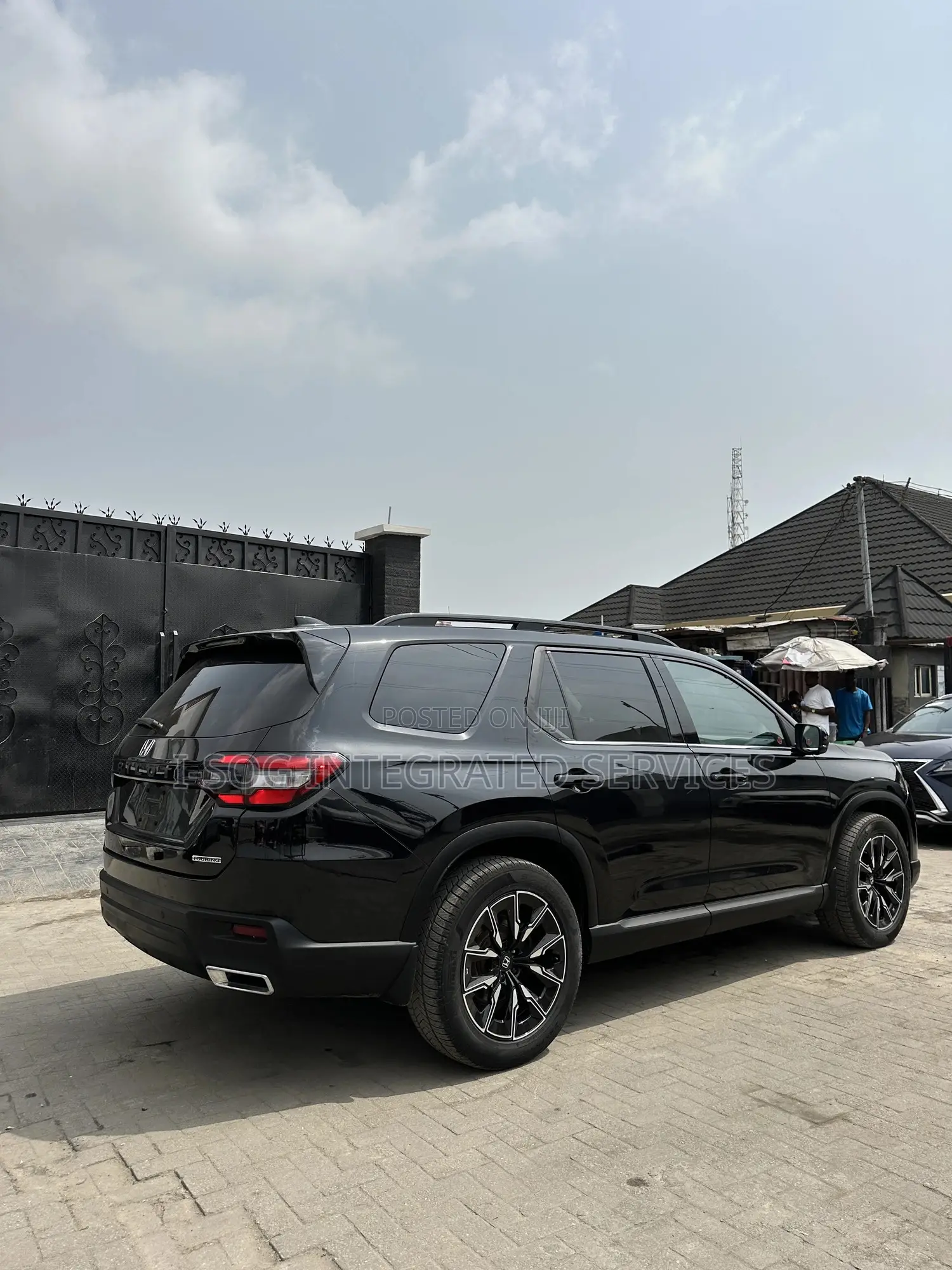 Honda Pilot Touring AWD 2023 Black
