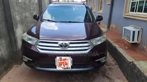 Toyota Highlander 2011