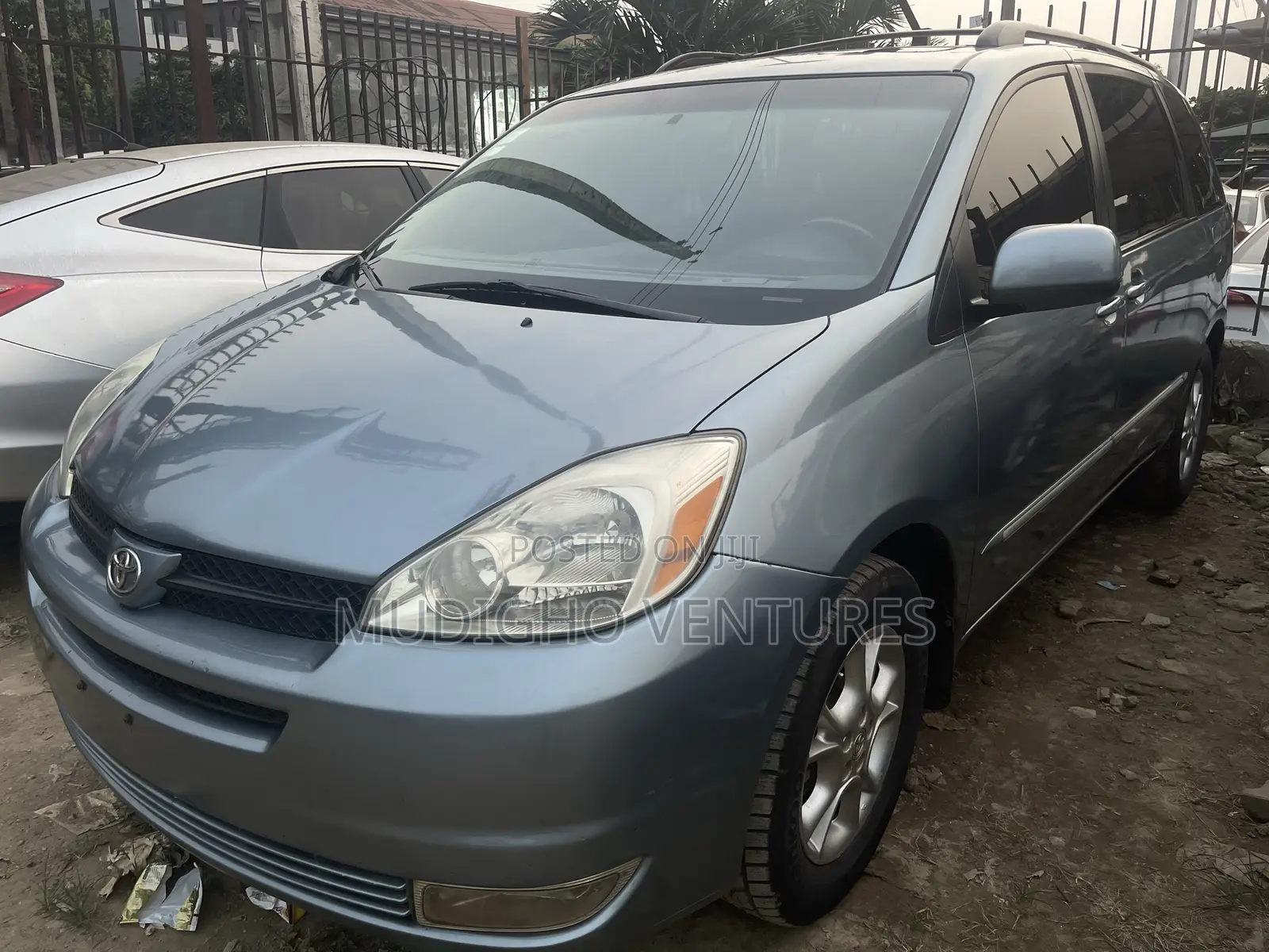 2005 Toyota Sienna