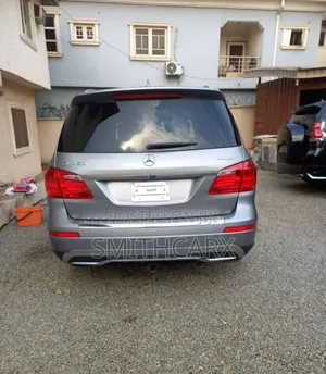 Mercedes-Benz GL-Class GL450 4MATIC 4dr SUV AWD (4.7L 8cyl Turbo 7A)