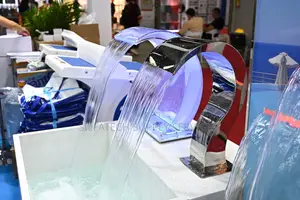 Pool Water Fall Device