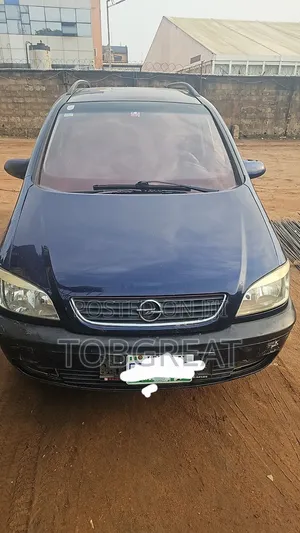 Opel Zafira 2014 Blue