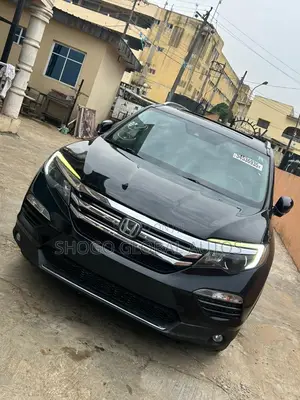 Honda Pilot Touring 4dr SUV (3.5L 6cyl 9A) 2017 Black