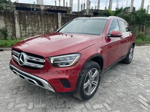 Mercedes-Benz GLC-Class 2021 Maroon