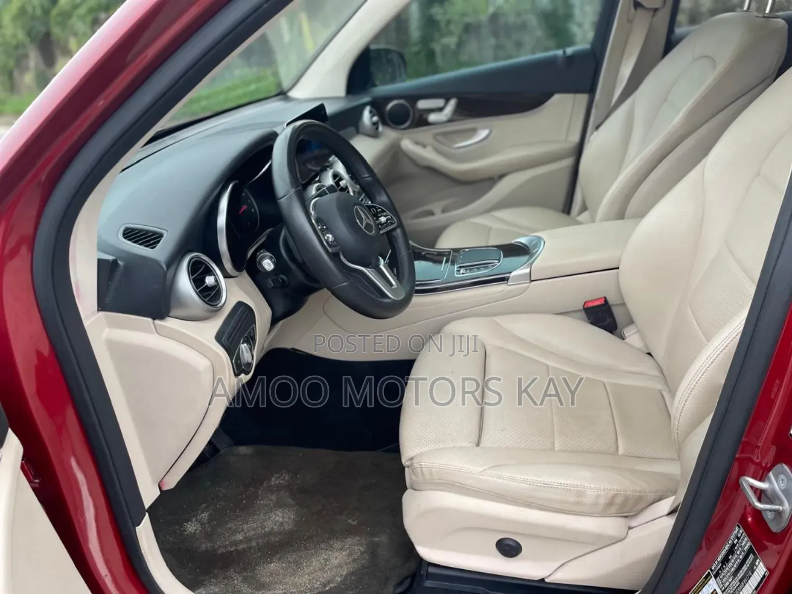 Mercedes-Benz GLC-Class 2021 Maroon