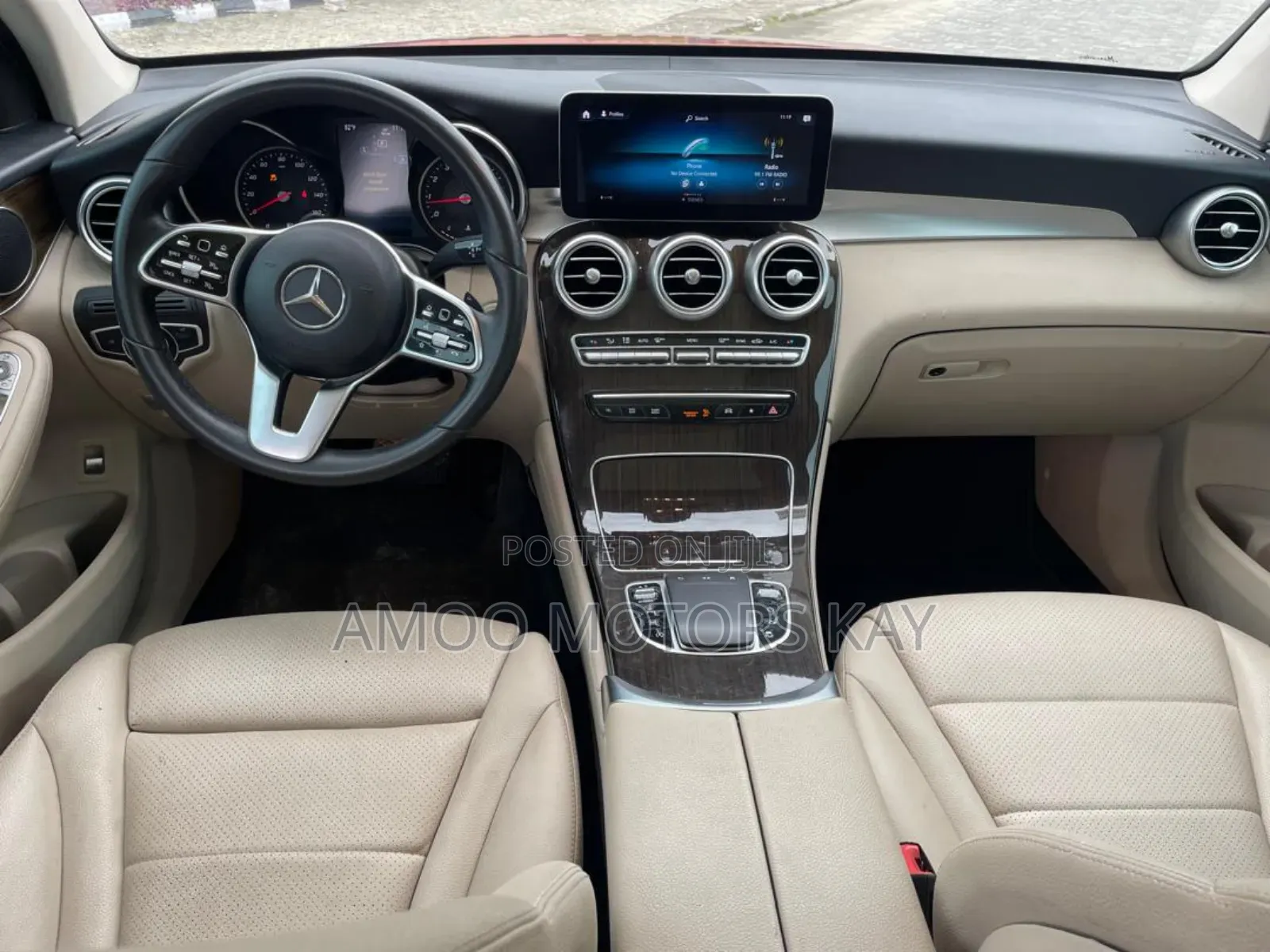 Mercedes-Benz GLC-Class 2021 Maroon