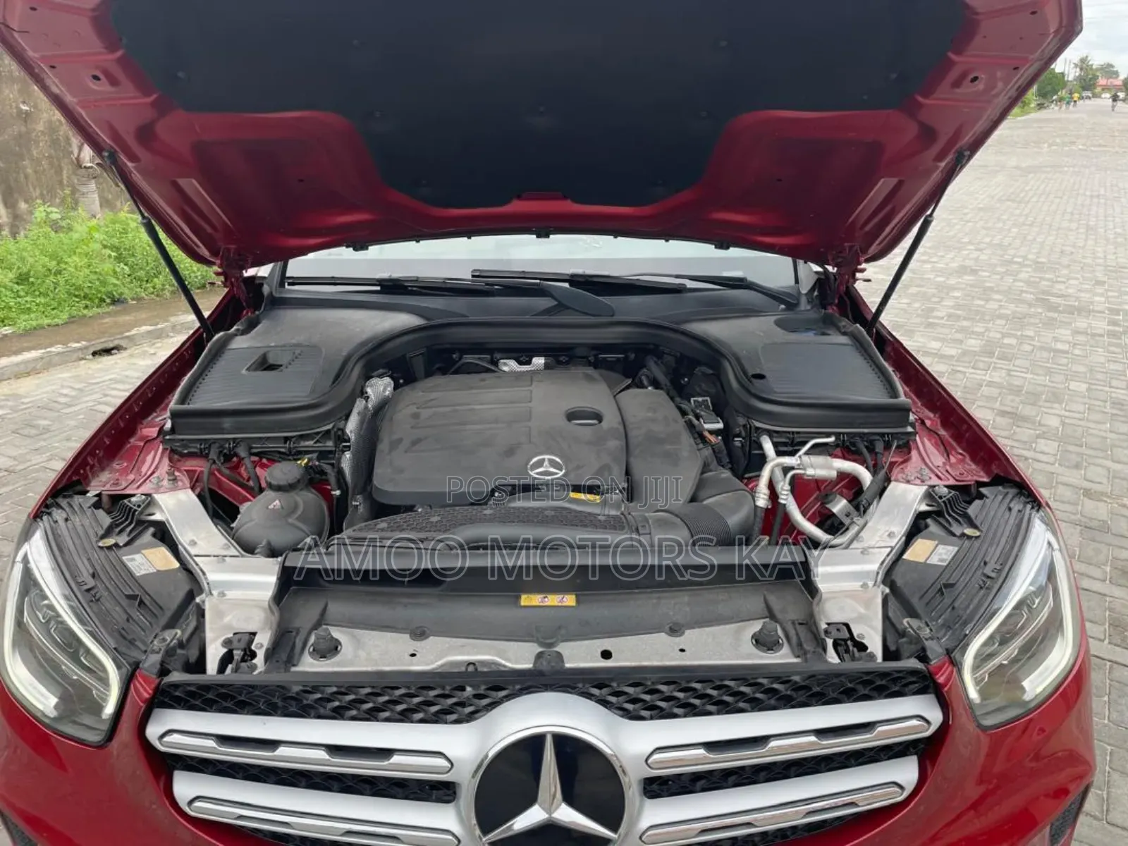 Mercedes-Benz GLC-Class 2021 Maroon