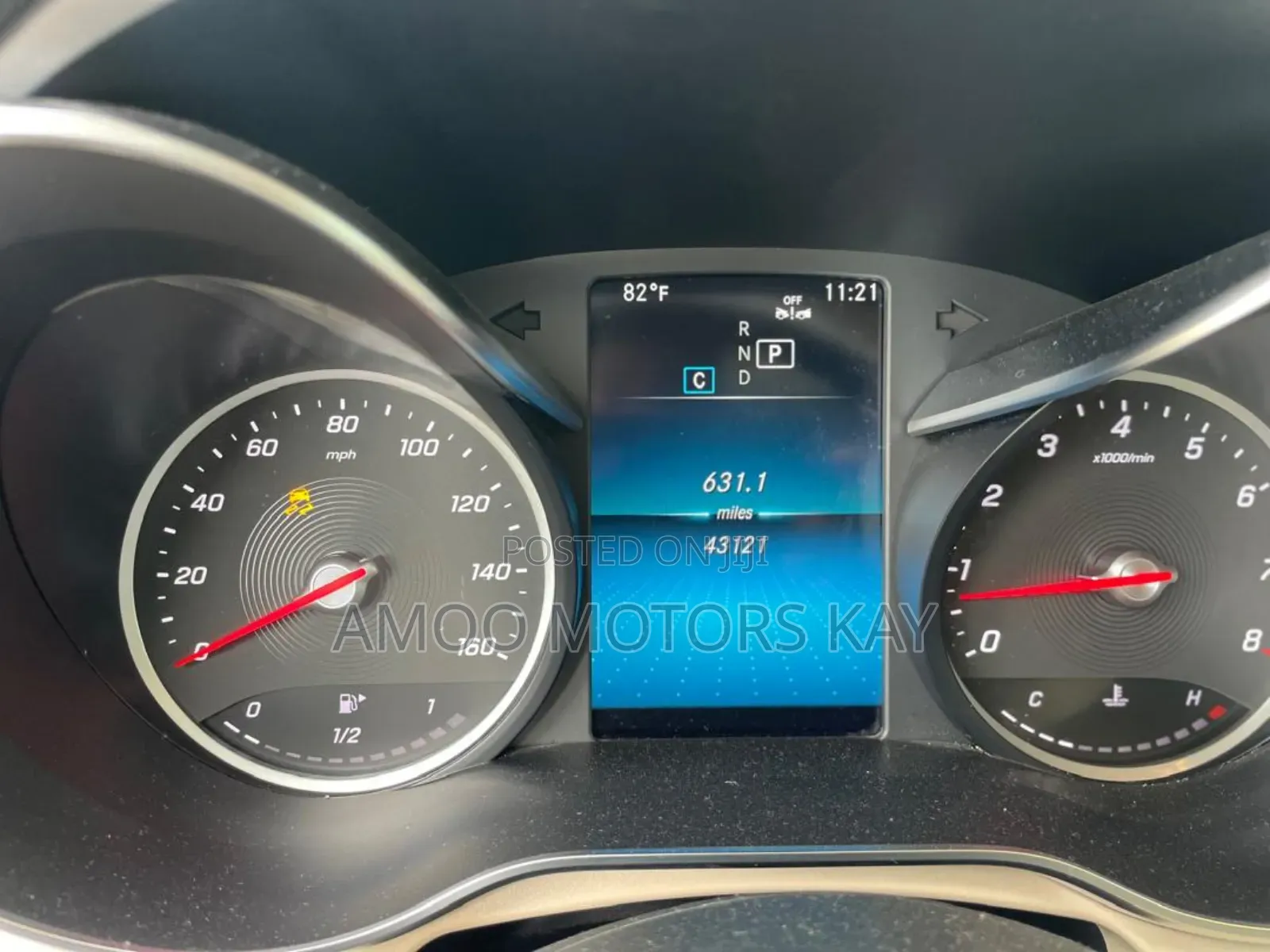 Mercedes-Benz GLC-Class 2021 Maroon