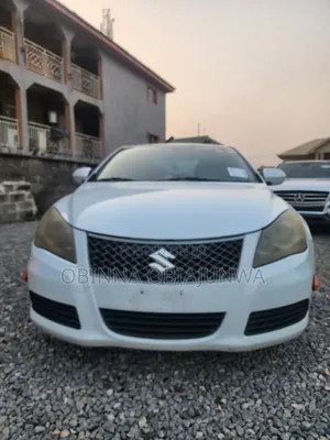 Suzuki Kizashi 2011 White
