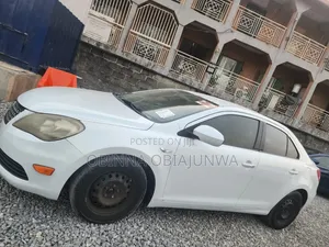 Suzuki Kizashi 2011 White