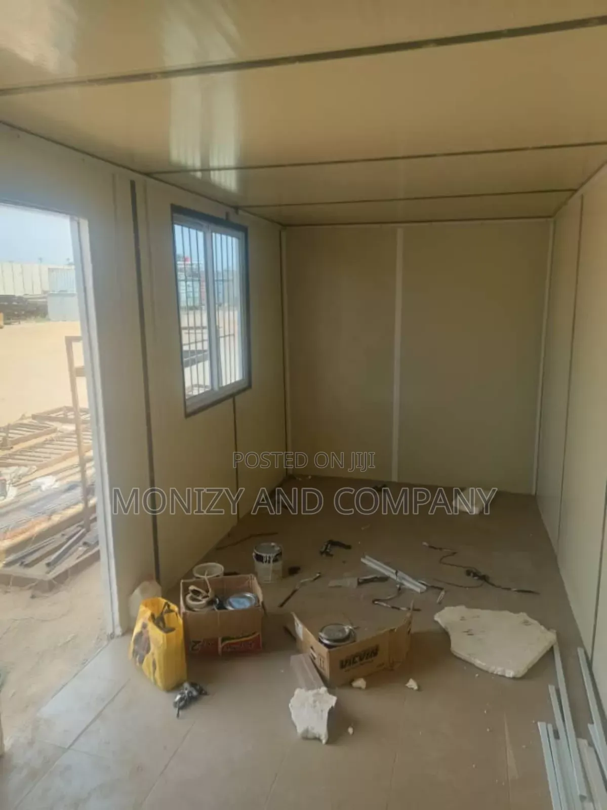Installation/ Fabrication of Insulated Sandwich Panels