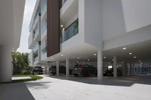 Furnished 2bdrm Apartment in Lekki Flourish for sale