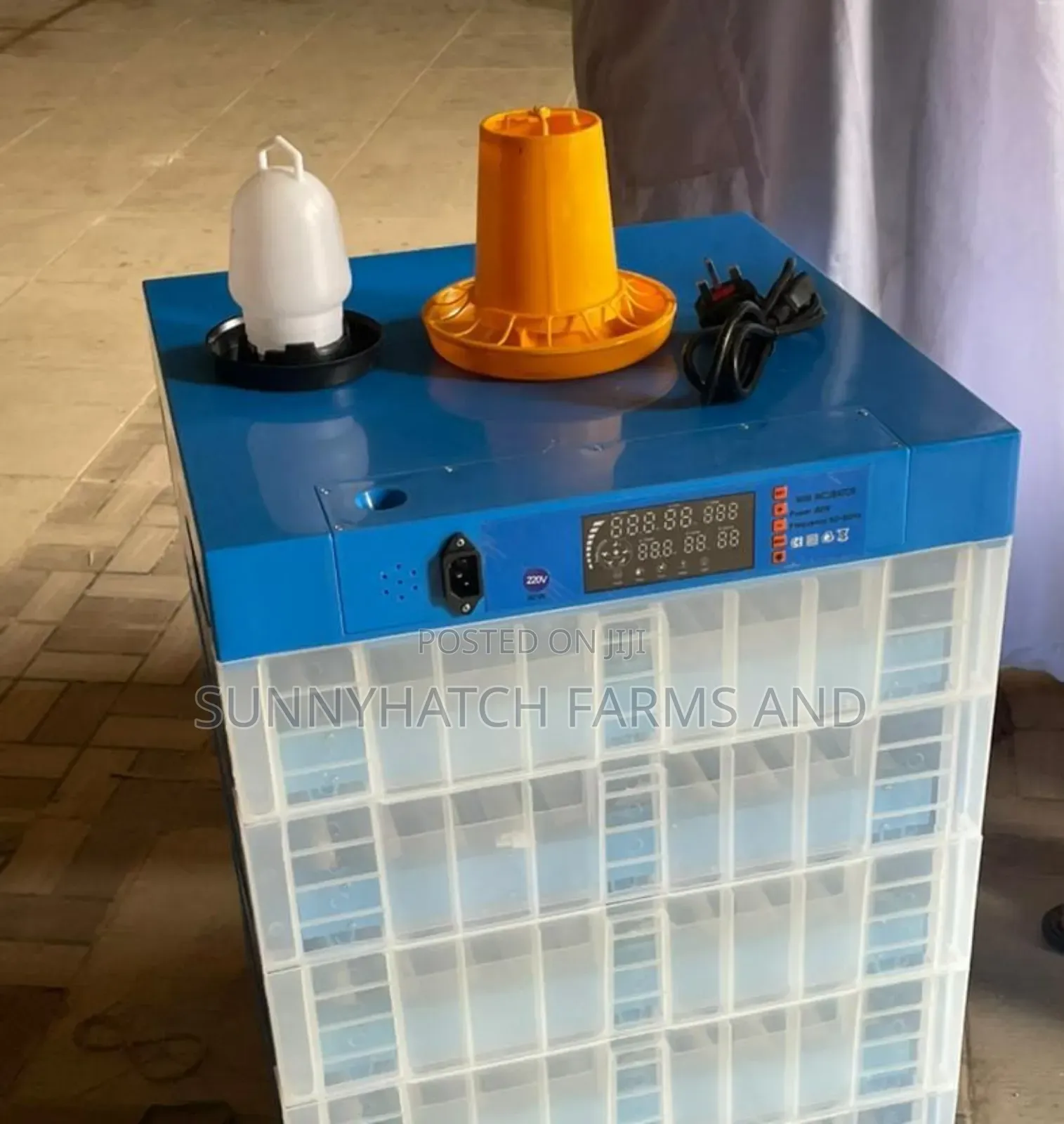 192 Egg Incubator