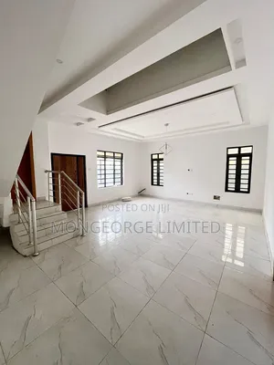 4bdrm Duplex in Chevron for rent