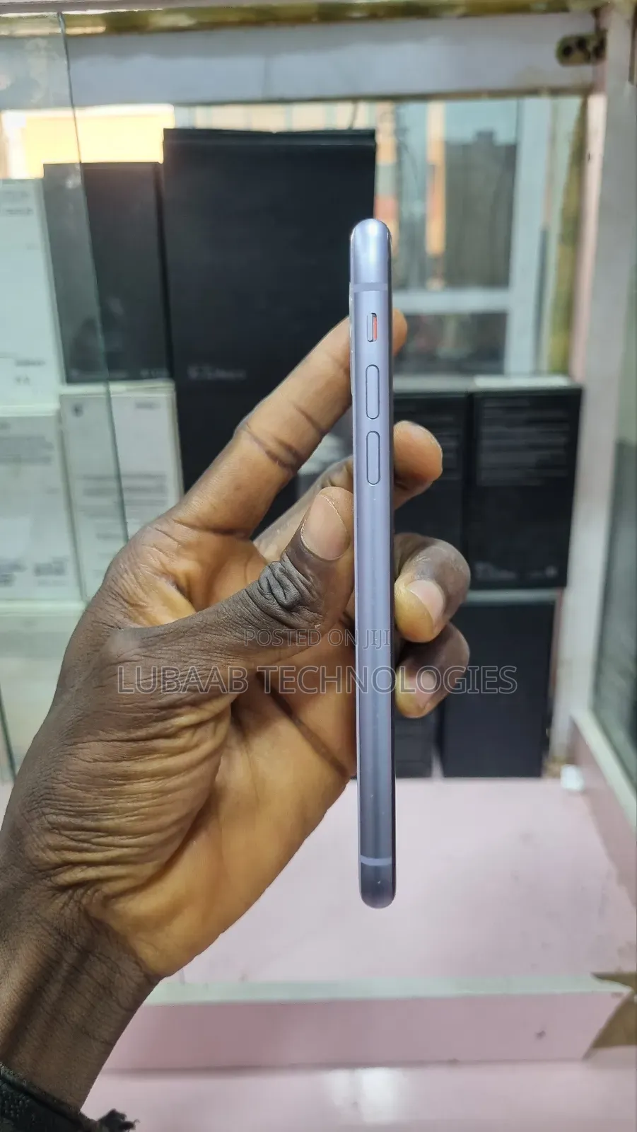 Apple iPhone 11 64 GB Purple