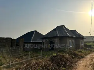 2bdrm Condo in New Dawn Estate,, Akobo for sale