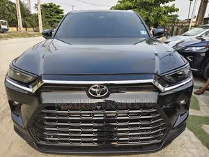 Toyota Highlander Platinum AWD 2023 Black