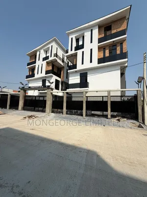 4bdrm Townhouse/Terrace in Chevron for sale