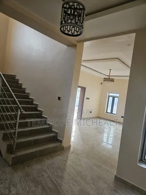4bdrm Townhouse / Terrace in Mabushi By Wuse 2 for rent