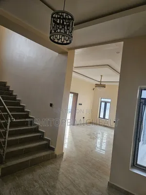 4bdrm Townhouse / Terrace in Mabushi By Wuse 2 for rent