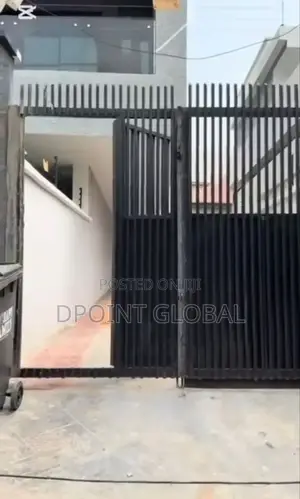 4bdrm Duplex in Omole Phase 2, Ikeja for sale