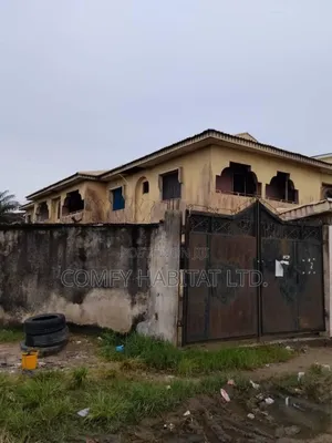 3bdrm Block of Flats in Abraham Adesanya, Lekki Expressway for sale