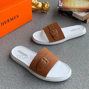 Latest Design Brown and White Hermes Pam Slippers
