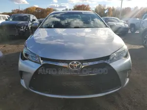 Toyota Camry LE 4dr Sedan (2.5L 4cyl 6A) 2017 Silver