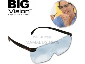 Big Vision Magnifying Glass