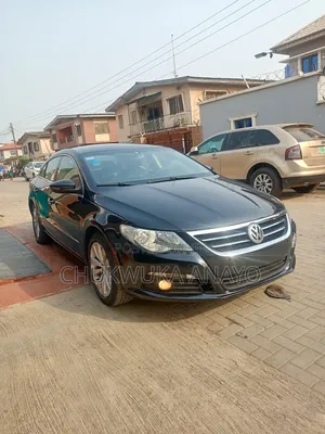 Volkswagen Passat 2010 Black