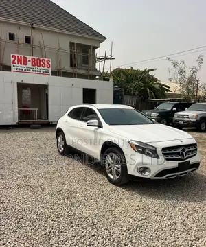 Mercedes-Benz GLA 250 2017 White