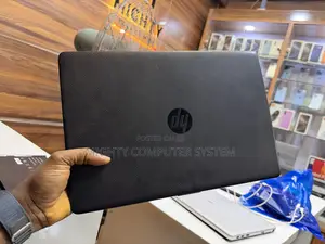 Laptop HP 250 G7 4GB Intel HDD 500GB
