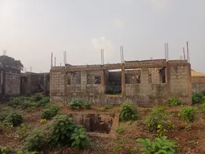 5bdrm Apartment in Ariyibi - Ayegun,, Ibadan for sale